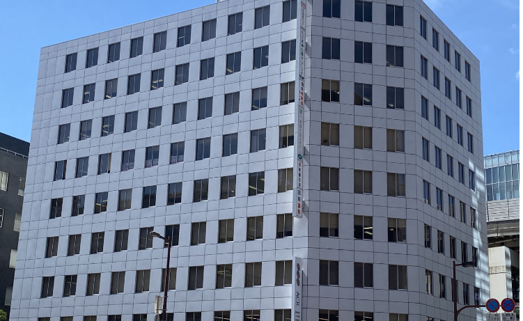 アイズプロ株式会社 ロゴ